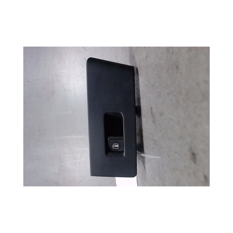 COMMANDE LEVE-GLACE PORTE ARG VOLKSWAGEN PASSAT 2010-