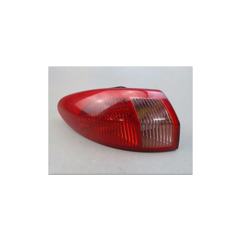 FEU ARRIERE GAUCHE  ALFA ROMEO 147 5P