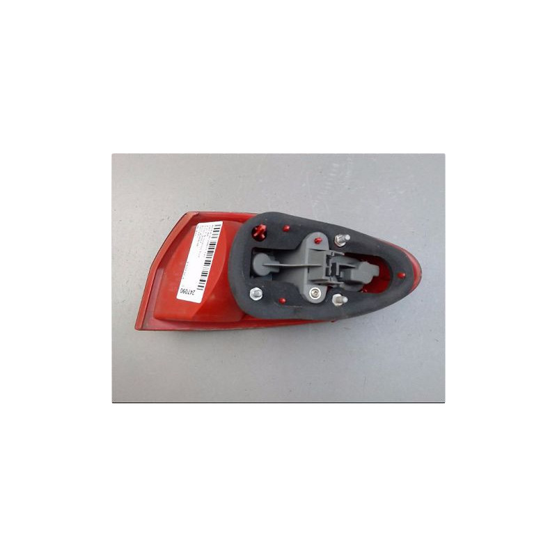 FEU ARRIERE GAUCHE  ALFA ROMEO 147 5P