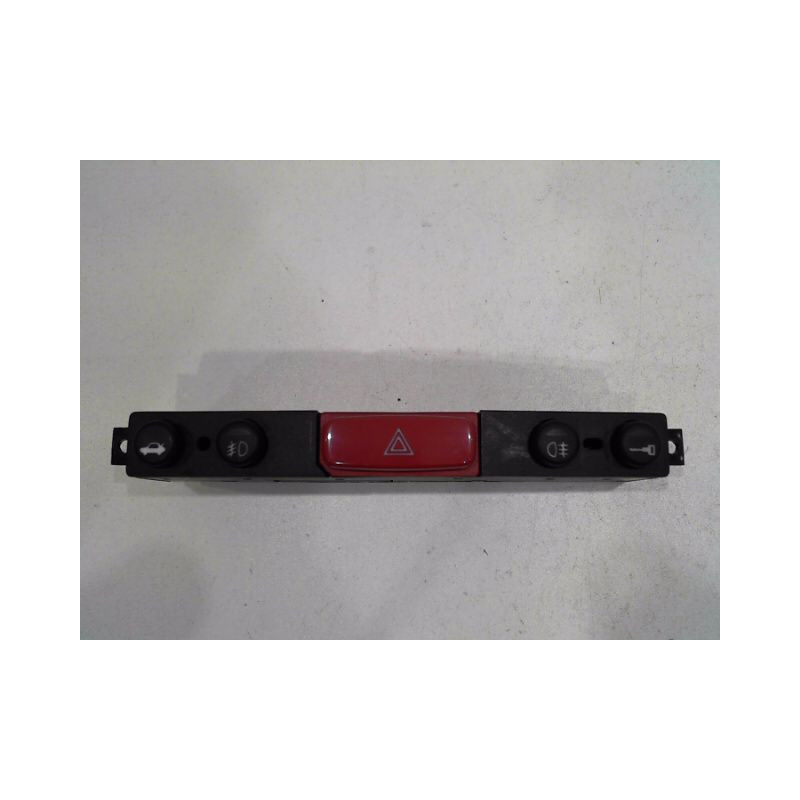 BOUTON DE WARNING ALFA ROMEO 147