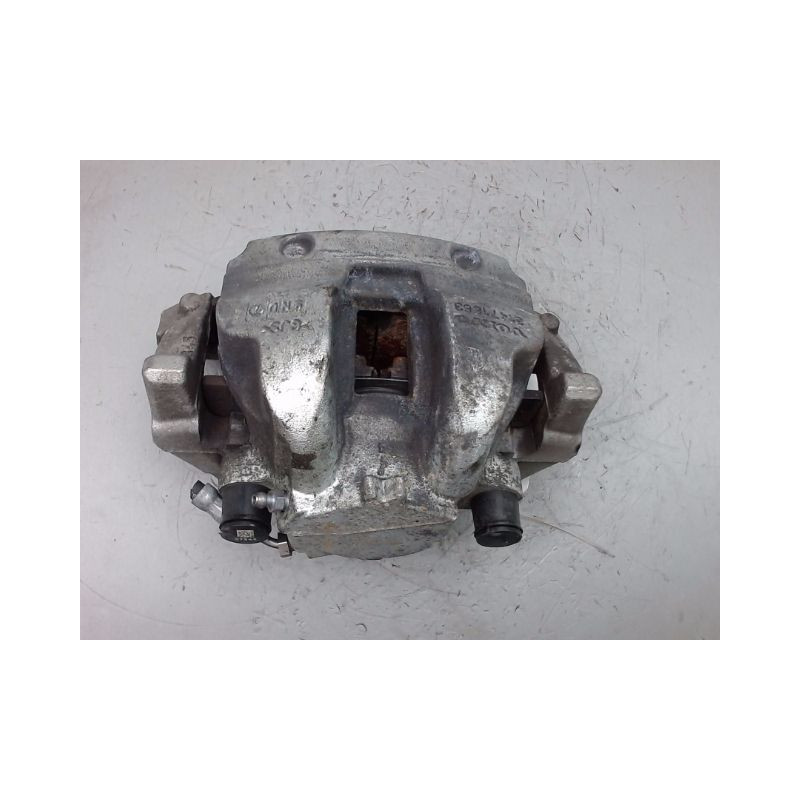 ETRIER DE FREIN AVANT GAUCHE VOLVO XC40