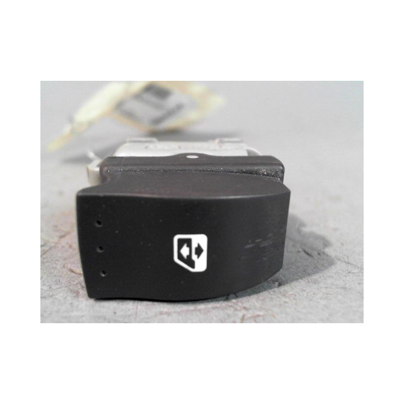COMMANDE LEVE-GLACE PORTE ARG RENAULT MEGANE