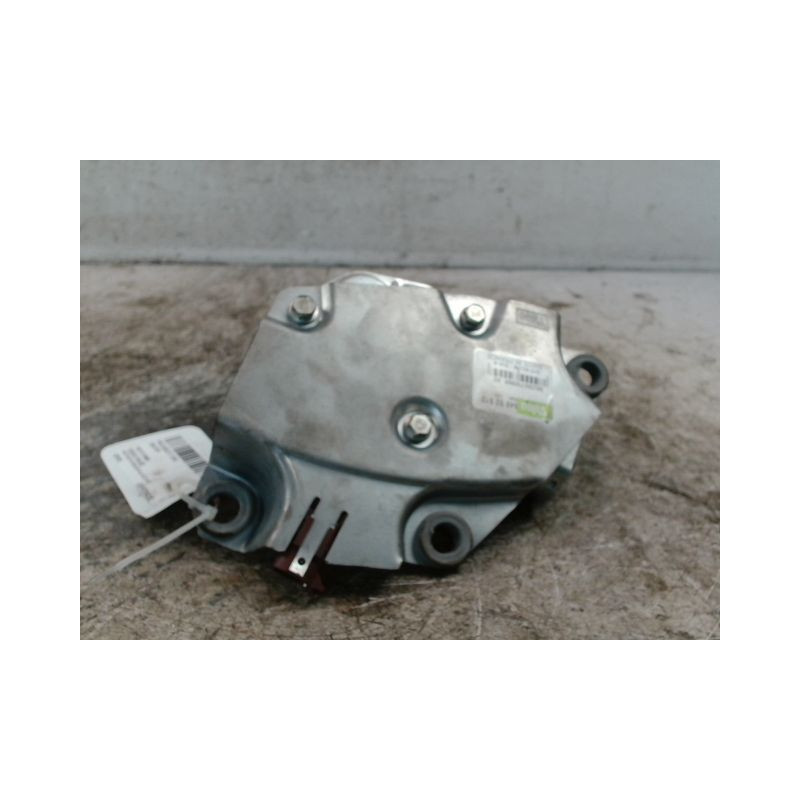 MOTEUR ESSUIE-GLACE ARRIERE PEUGEOT 206 5P