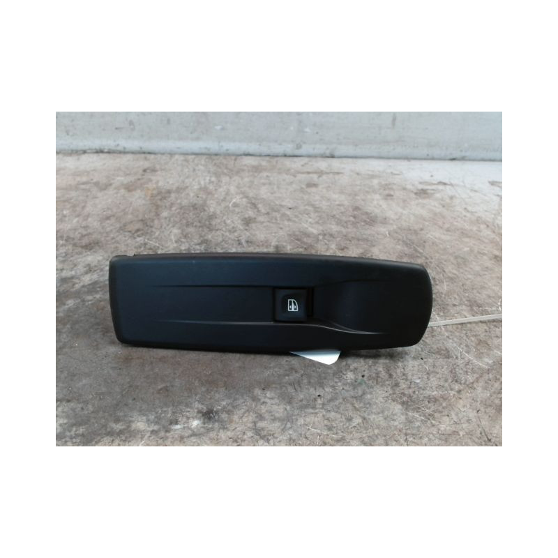 COMMANDE LEVE-GLACE PORTE AVD RENAULT LAGUNA III 2009-