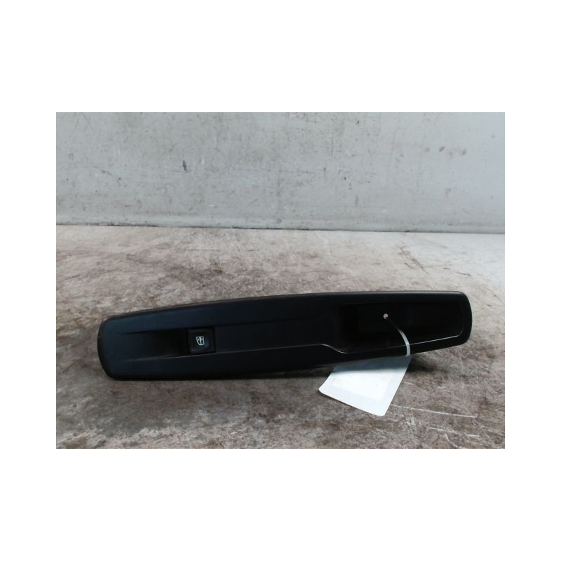 COMMANDE LEVE-GLACE PORTE AVD RENAULT MEGANE SCENIC III