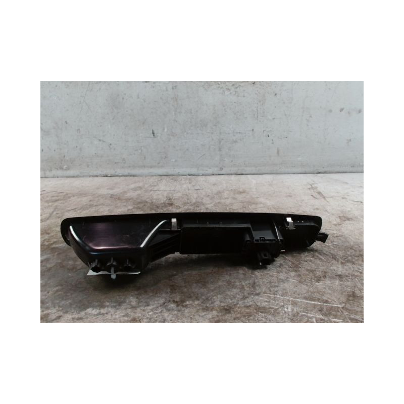 COMMANDE LEVE-GLACE PORTE AVD RENAULT MEGANE SCENIC III