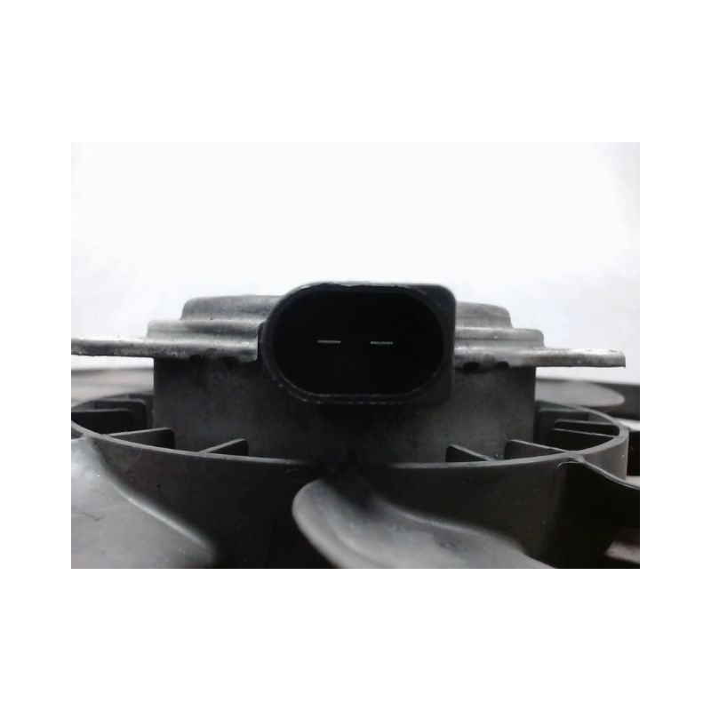 MOTEUR VENTILATEUR RADIATEUR AUDI A4 2008-