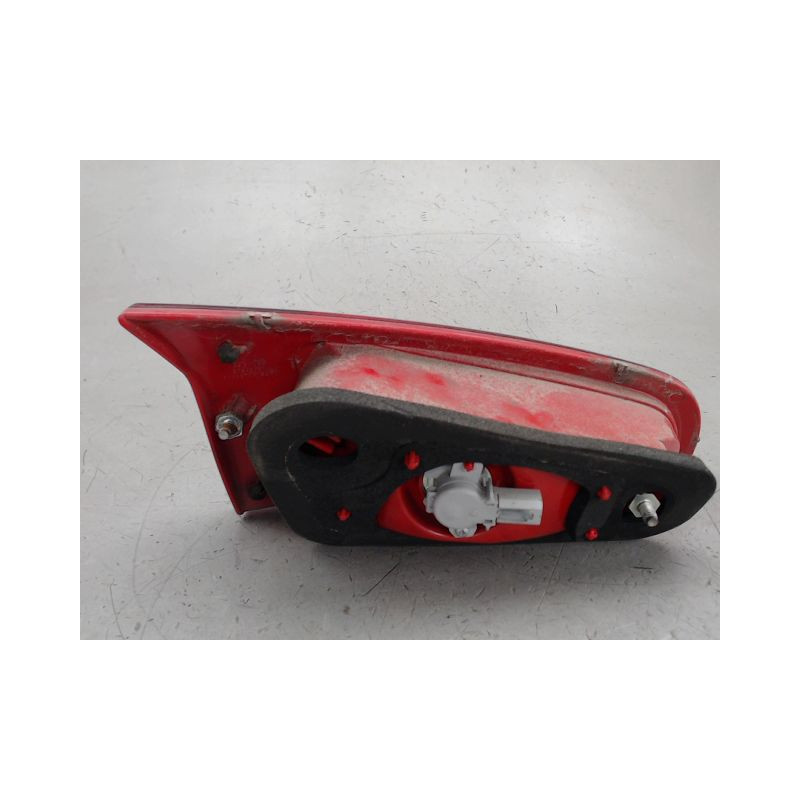 FEU ARRIERE INTERIEUR DROIT ALFA ROMEO 147