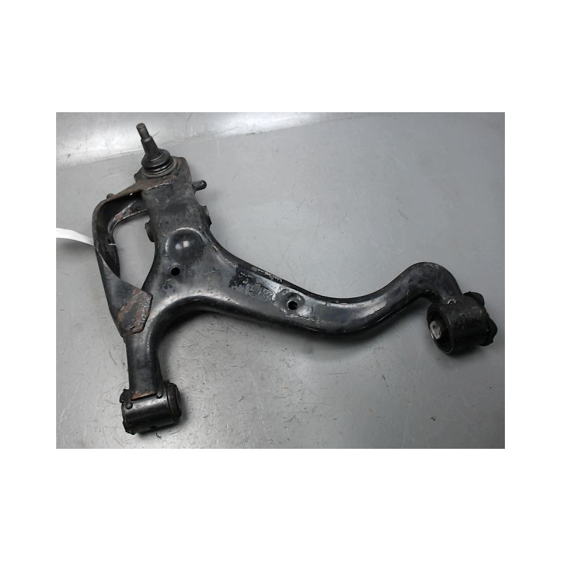 TRIANGLE INFERIEUR AVANT GAUCHE LAND ROVER R.ROVER