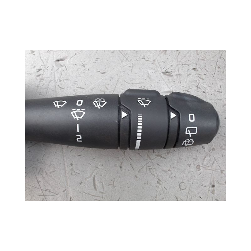 COMMANDE ESSUIE GLACE RENAULT CLIO