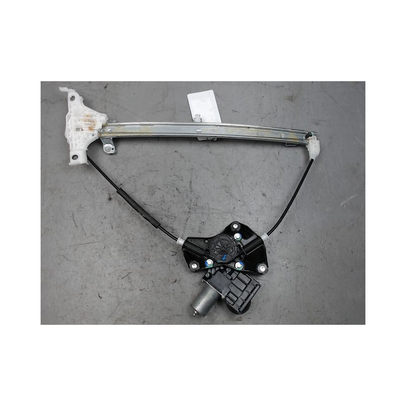 MECANISME+MOTEUR LEVE-GLACE ARRIERE GAUCHE TOYOTA YARIS CRO