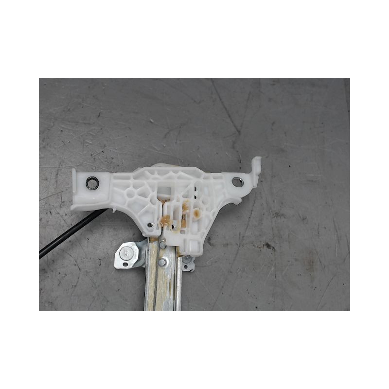 MECANISME+MOTEUR LEVE-GLACE ARRIERE GAUCHE TOYOTA YARIS CRO