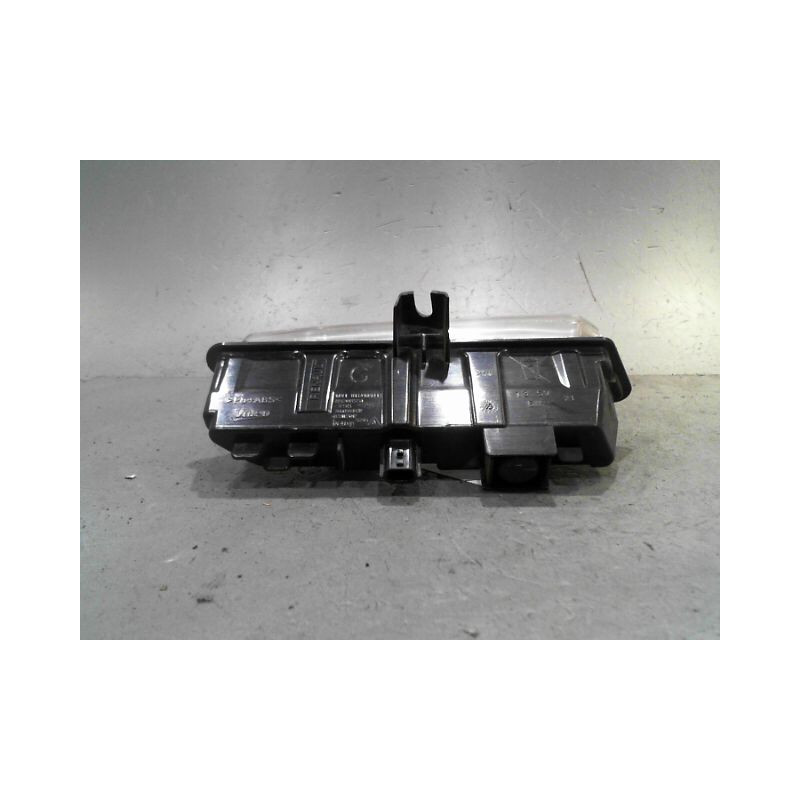 FEUX POSITION GAUCHE RENAULT CLIO