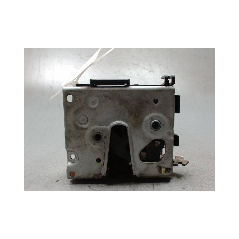SYSTEME CONDAMNATION ARRIERE DROIT AUDI A4 95-99
