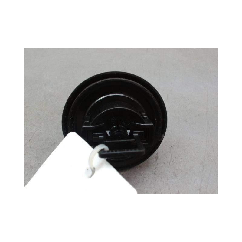 BOUCHON RESERVOIR A CARBURANT RENAULT CLIO II Phase 2 2001-2006