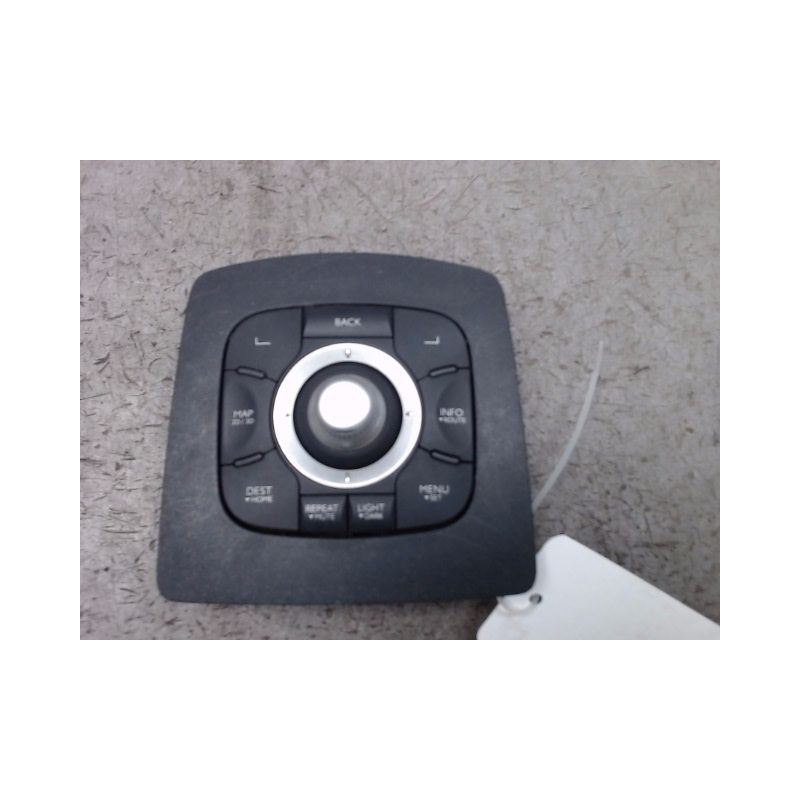 COMMANDE GPS RENAULT MEGANE