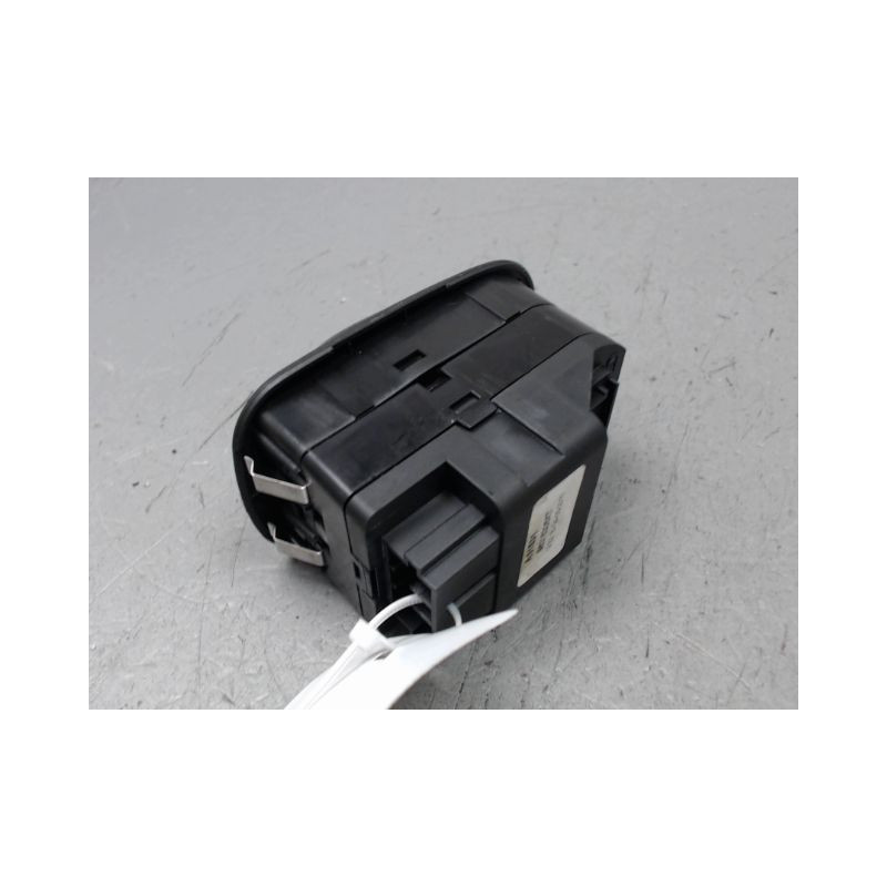 COMMANDE LEVE-GLACE PORTE AVG PEUGEOT 206+ 2009-