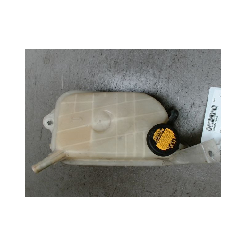 VASE EXPANSION TOYOTA AURIS