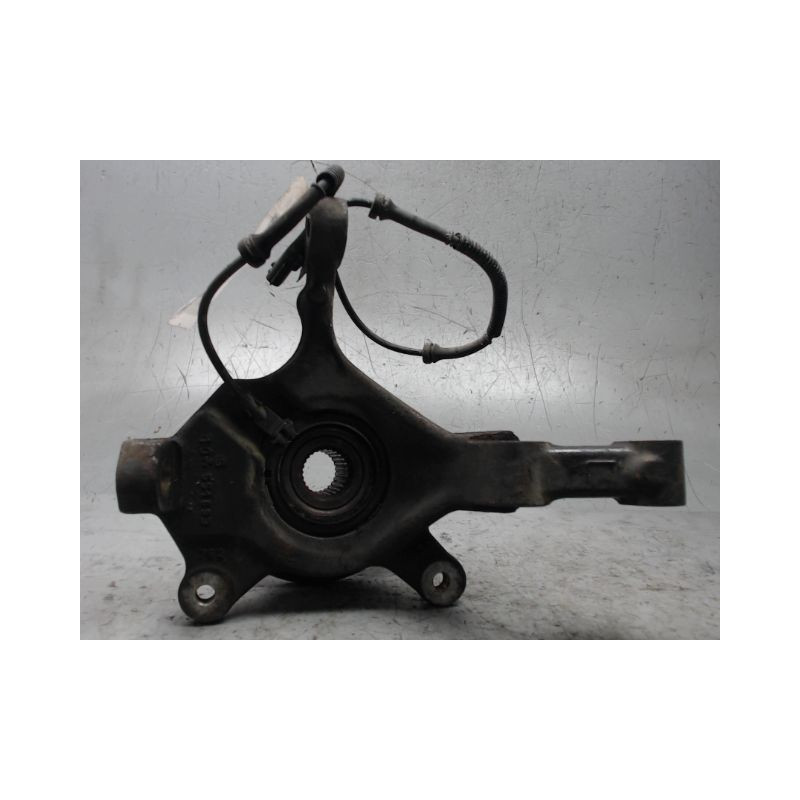 PIVOT AVANT GAUCHE NISSAN PRIMASTAR