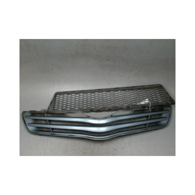 GRILLE PARE-CHOC AVANT TOYOTA VERSO 2010-