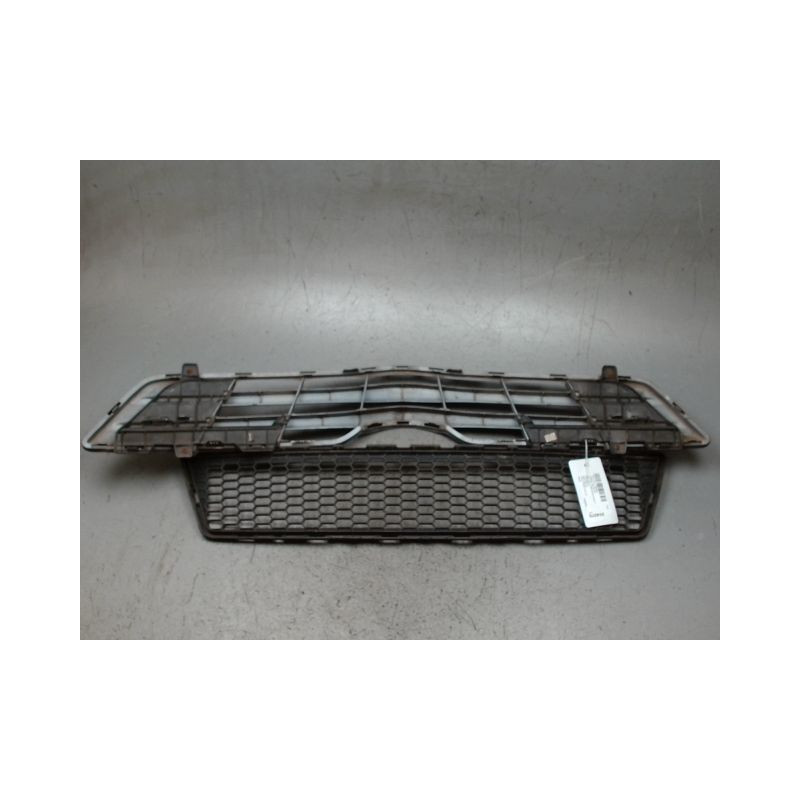GRILLE PARE-CHOC AVANT TOYOTA VERSO 2010-