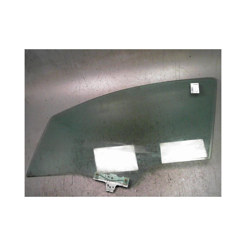 GLACE PORTE AVG PEUGEOT 207 3P