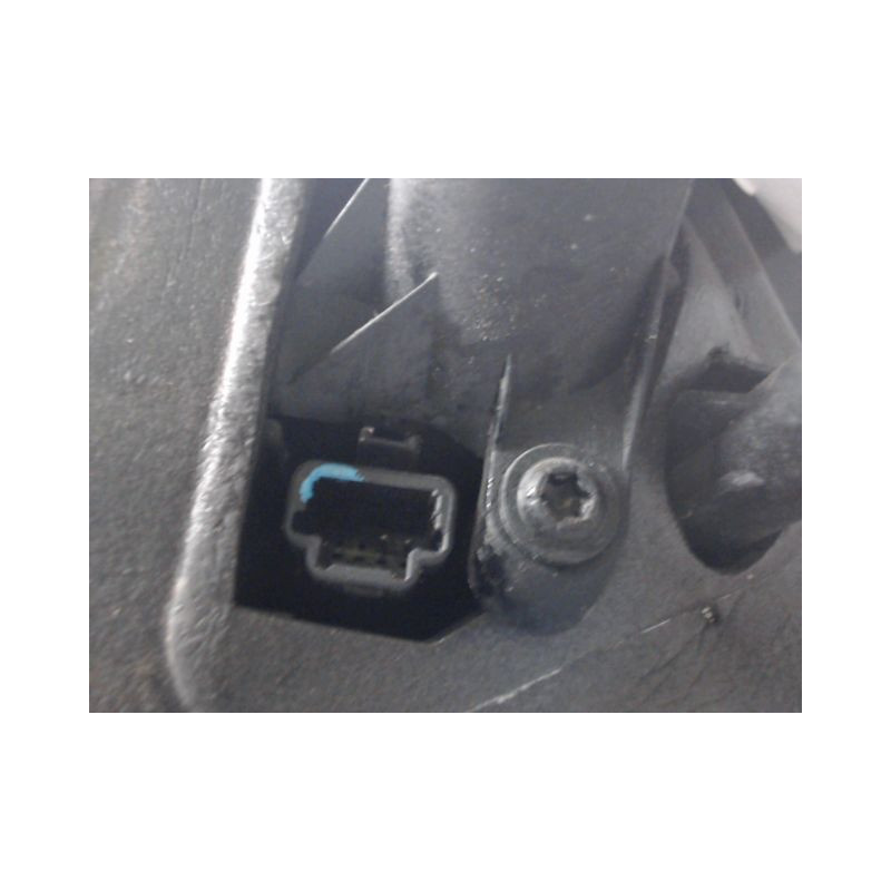 RETROVISEUR EXTERIEUR DROIT RENAULT CLIO III 2005-