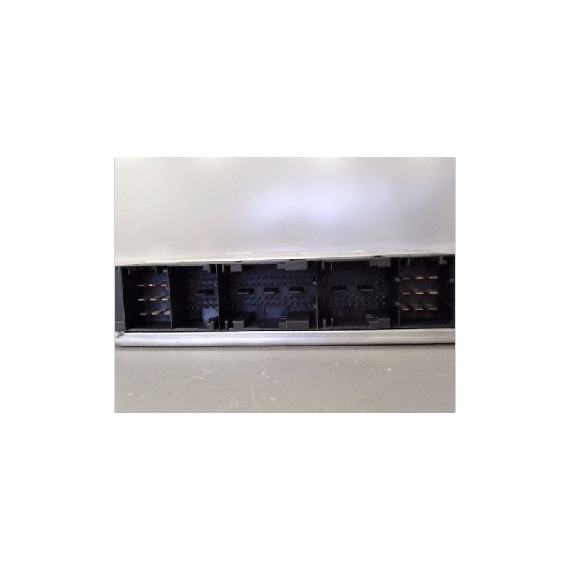 CALCULATEUR MOTEUR MERCEDES VANEO 2002-05