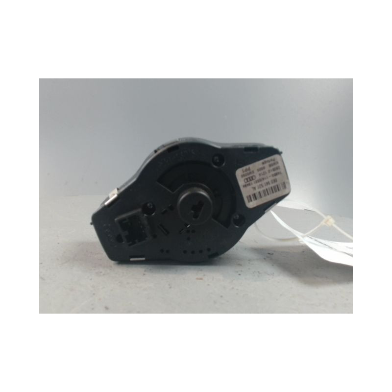 COMMANDE ECLAIRAGE AUDI A4 2008-