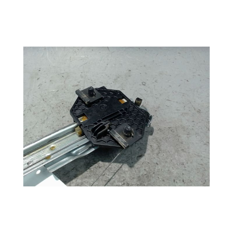 MECANISME+MOTEUR LEVE-GLACE AVANT DROIT DACIA SANDERO 2008-