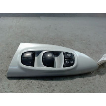 COMMANDE LEVE-GLACE PORTE AVG NISSAN JUKE