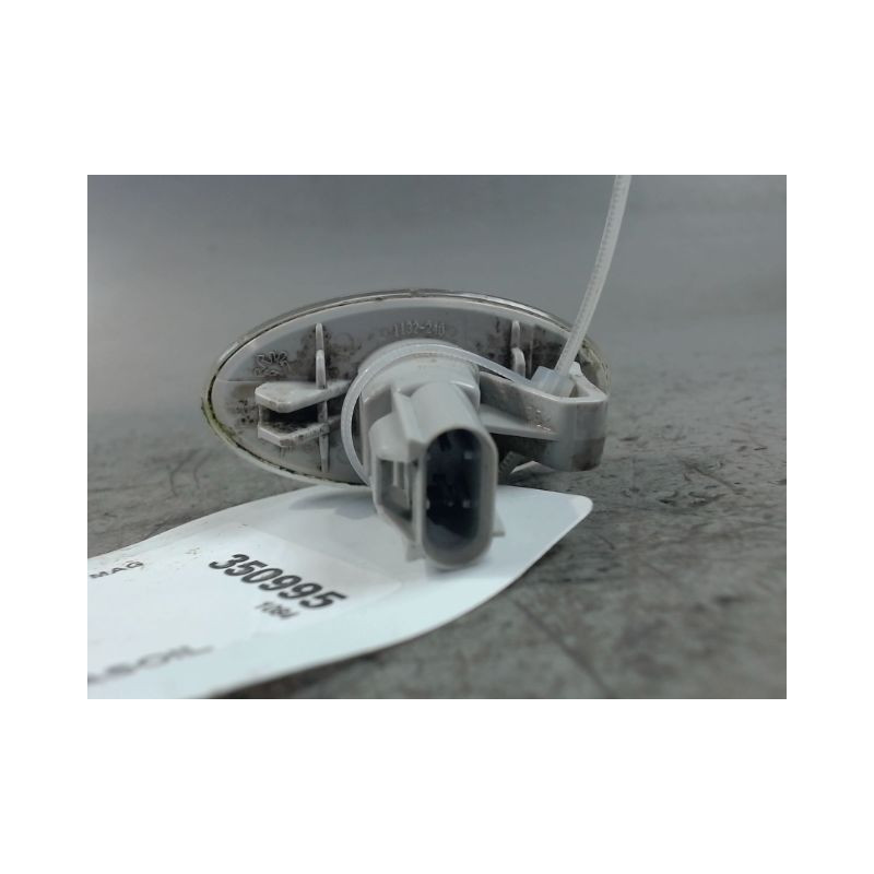 REPETITEUR AILE GAUCHE PEUGEOT 4007