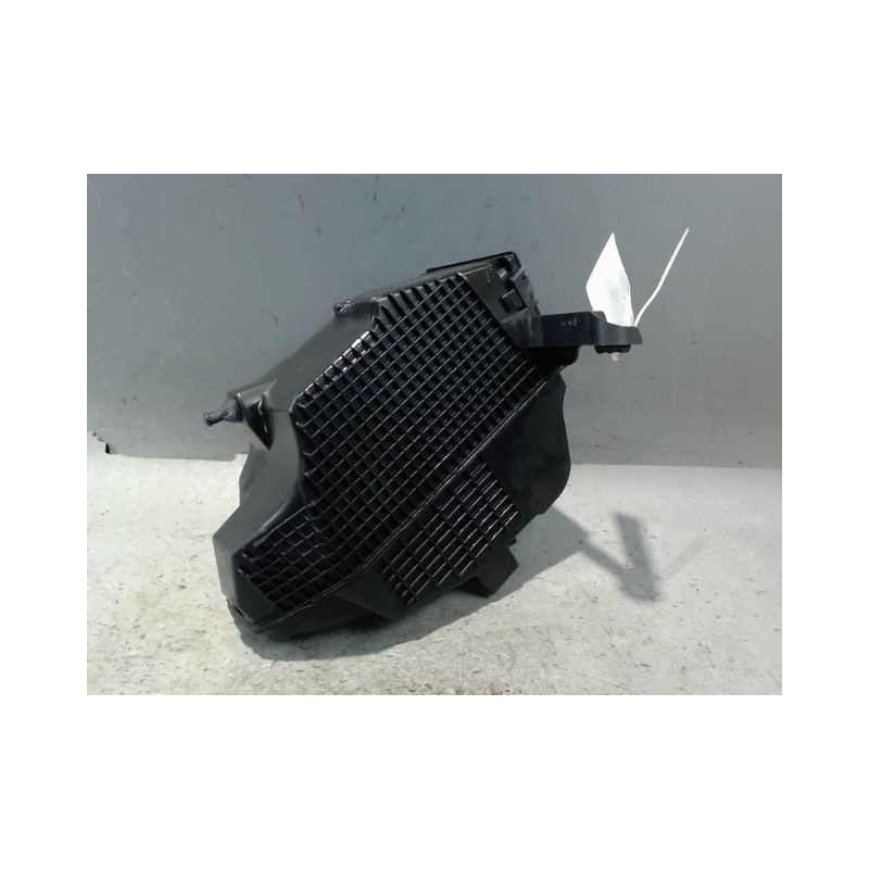 BOITIER FILTRE A AIR RENAULT CLIO IV