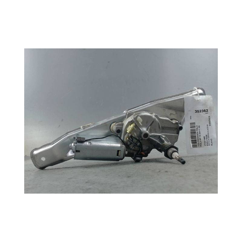 MOTEUR ESSUIE-GLACE ARRIERE VOLKSWAGEN POLO 94-99