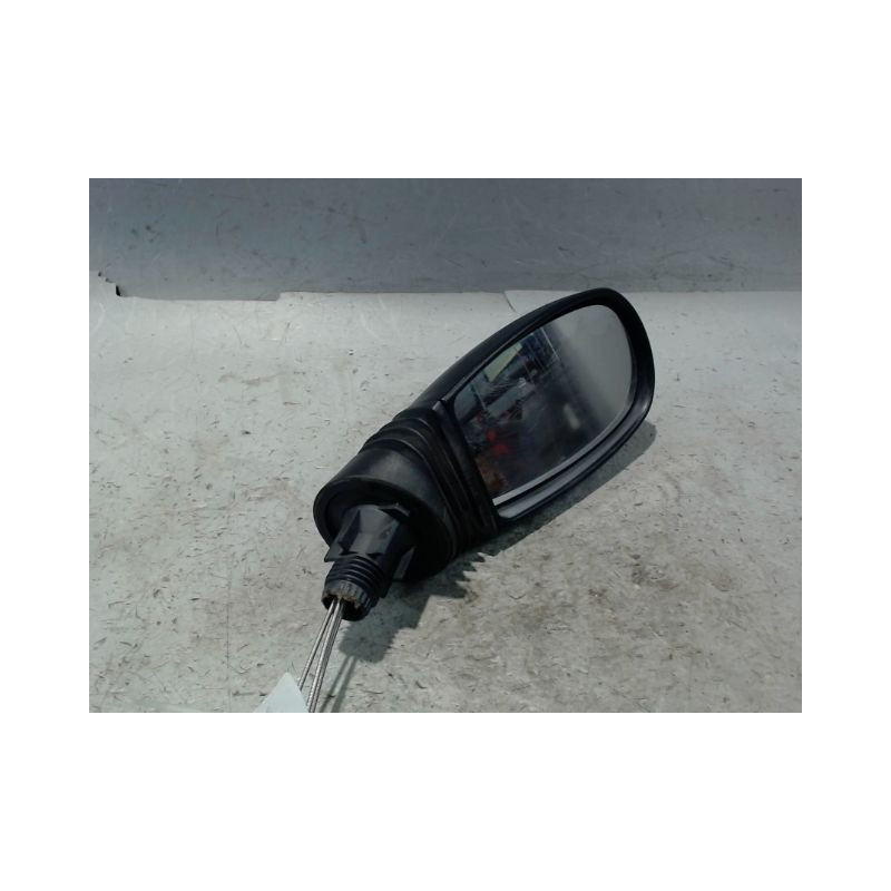 RETROVISEUR EXTERIEUR DROIT FIAT PUNTO 99-2003