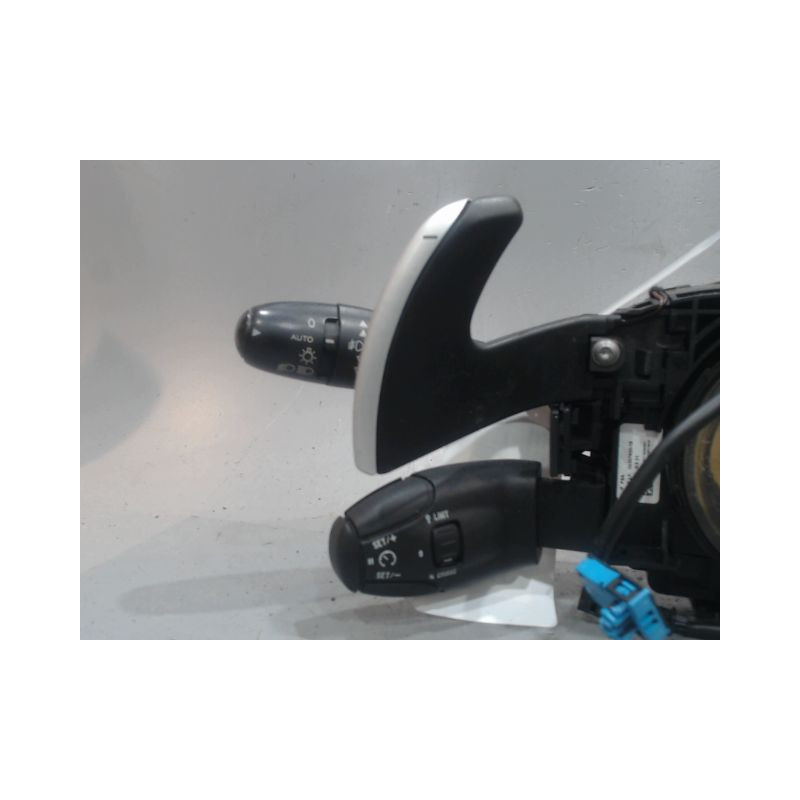 BLOC COMMODOS PEUGEOT 3008