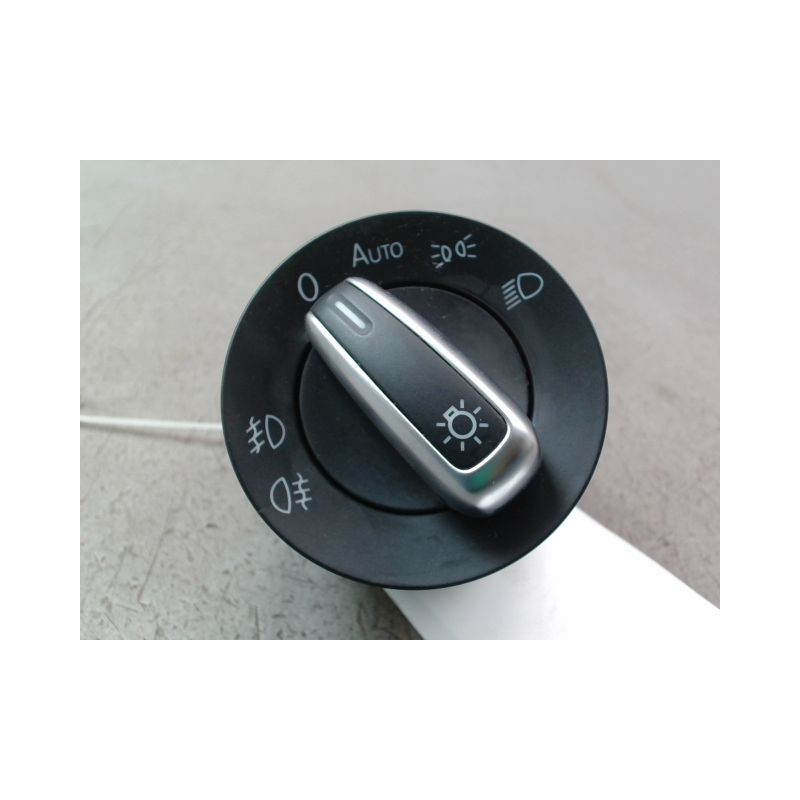 INTERIEUR COMMANDE PHARES VOLKSWAGEN TIGUAN BREAK I Phase 2 (5N) 2011-...