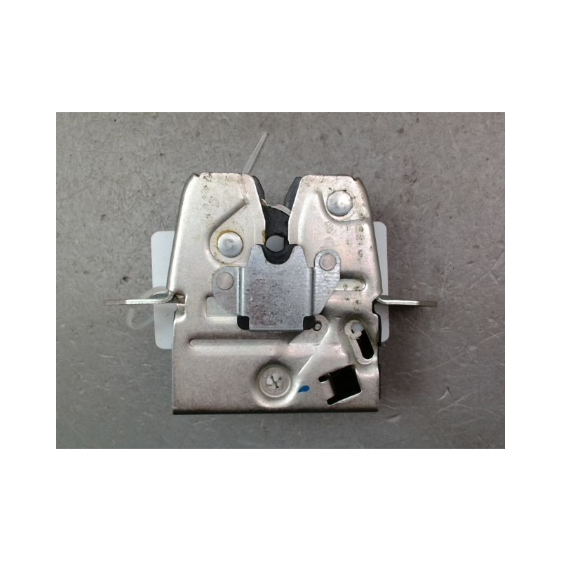 SERRURE HAYON  MERCEDES CLASSE A 2004-