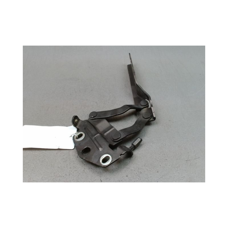 COMPAS DROIT CAPOT VOLKSWAGEN PASSAT SW 2005-