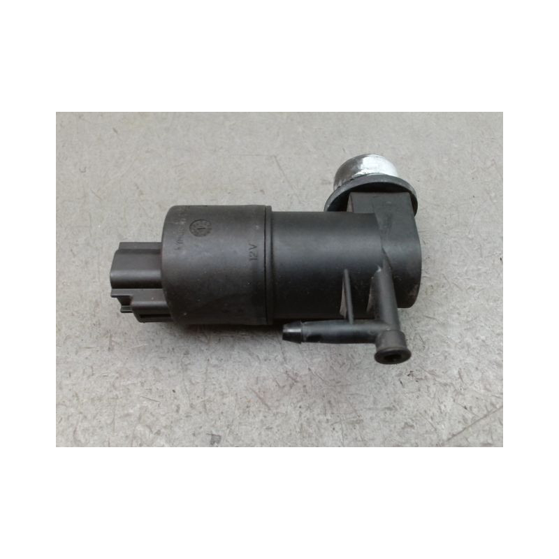 POMPE LAVE-GLACE AVANT TOYOTA YARIS 2005-
