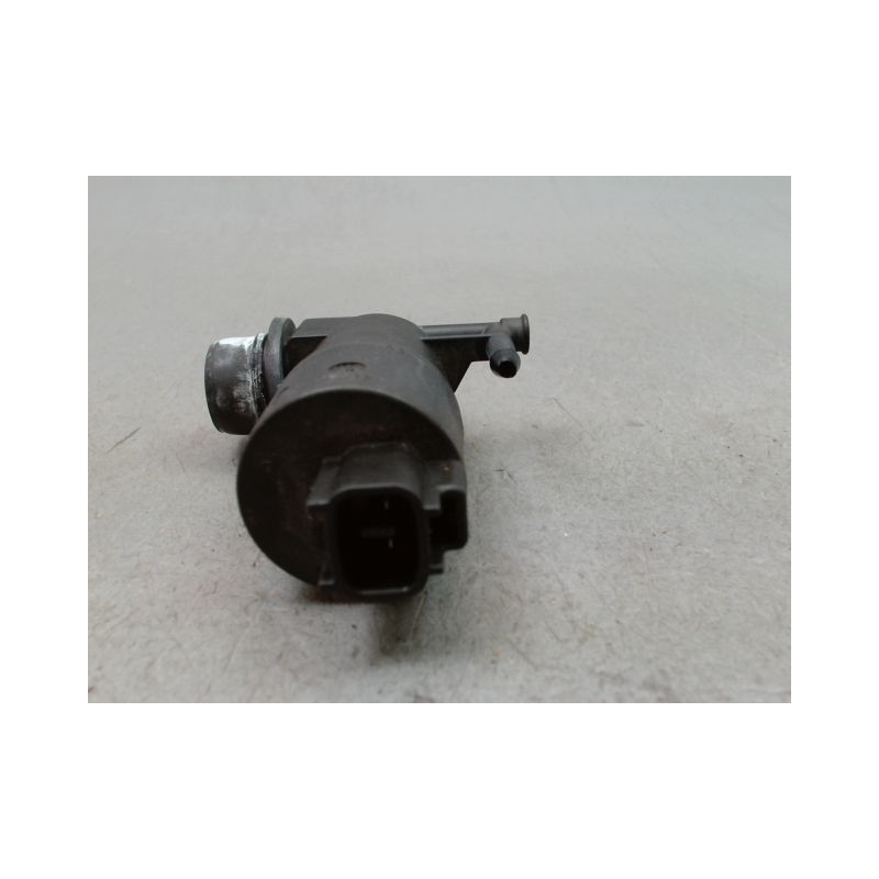 POMPE LAVE-GLACE AVANT TOYOTA YARIS 2005-