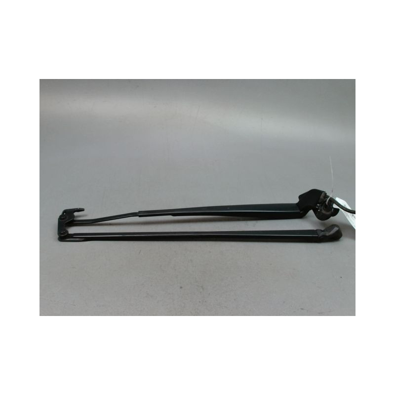 BRAS ESSUIE-GLACE AVANT TOYOTA YARIS 2005-