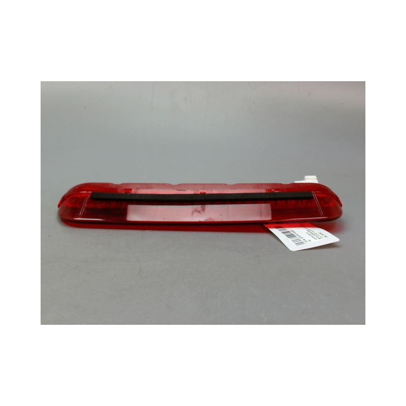 FEUX STOP SUPPLEMENTAIRE KIA SPORTAGE BREAK III PHASE 1 2010-2014