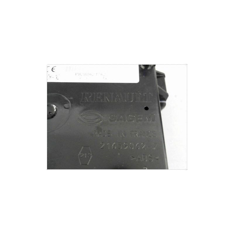 BOITIER GESTION HABITACLE RENAULT CLIO II CAMPUS 06-09
