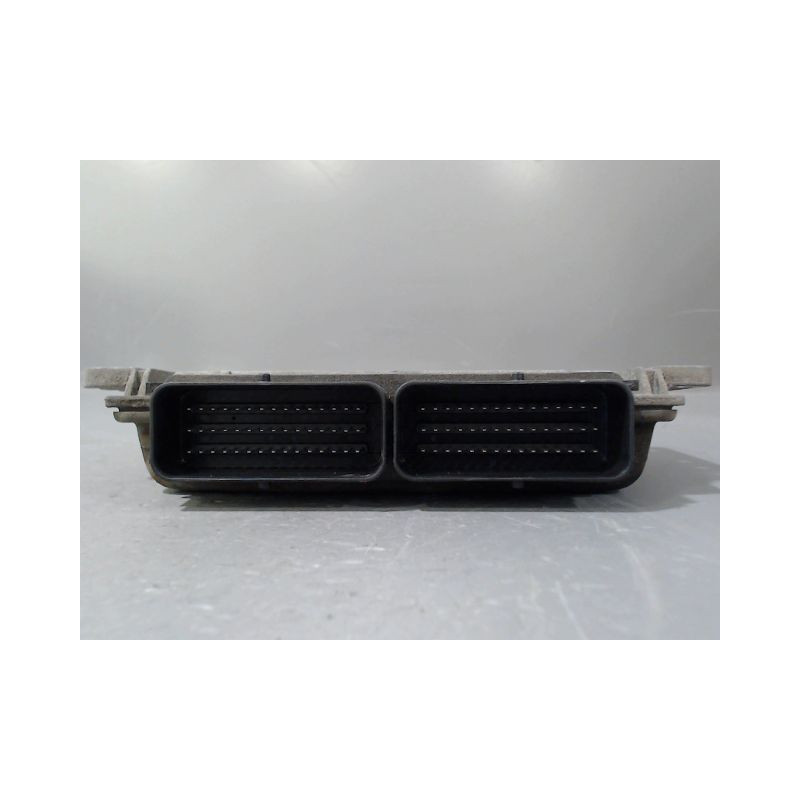 CALCULATEUR MOTEUR RENAULT MEGANE