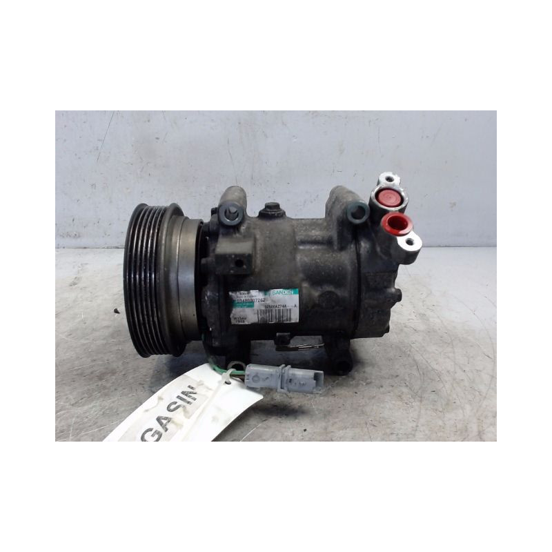 COMPRESSEUR AIR CONDITIONNE NISSAN JUKE