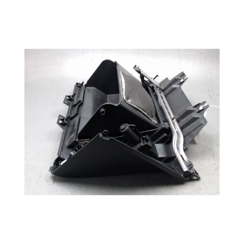 BOITE A GANTS MAZDA CX-30