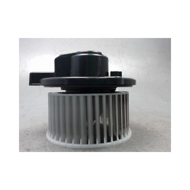 MOTEUR VENTILATEUR CHAUFFAGE MAZDA CX-30