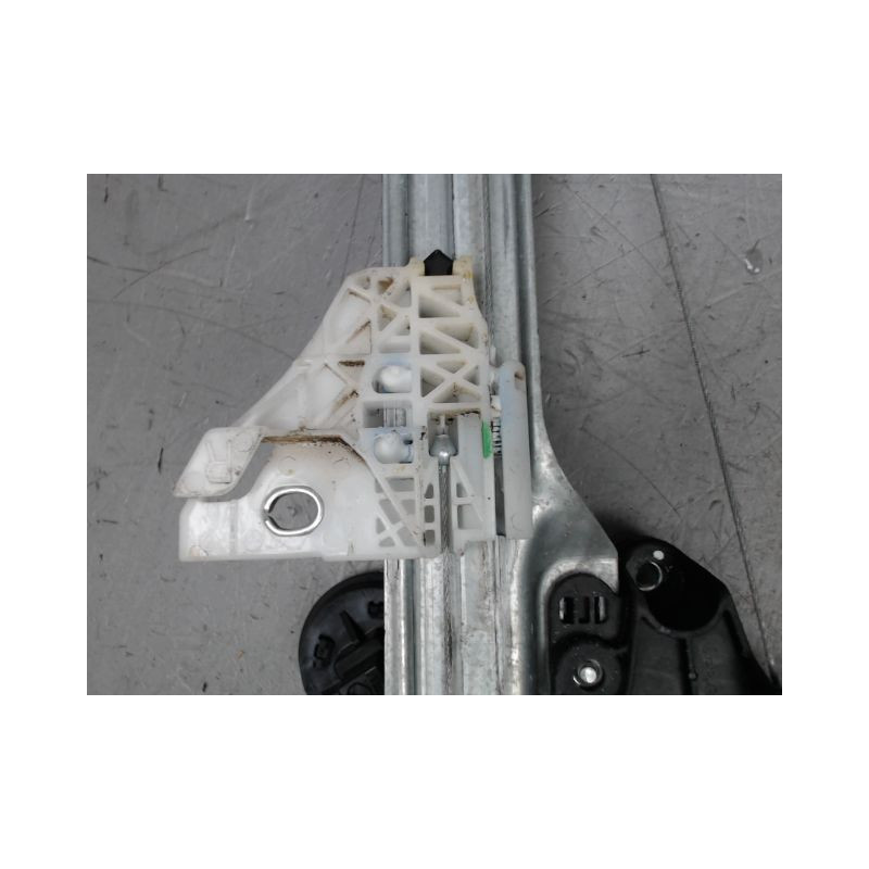MECANISME+MOTEUR LEVE-GLACE AVANT DROIT MAZDA CX-30