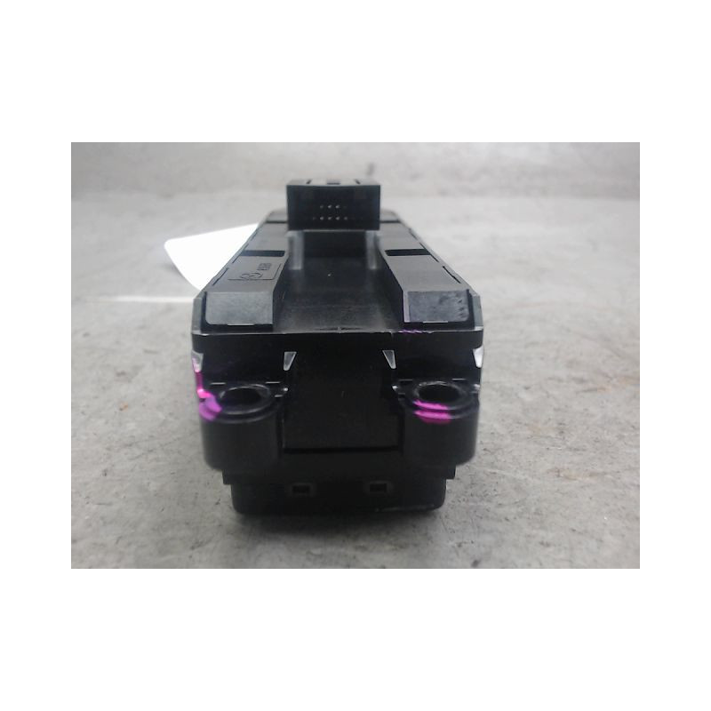 COMMANDE LEVE-GLACE PORTE AVG MAZDA CX-30